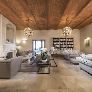  Vakantieboerderij Borgo Argiano